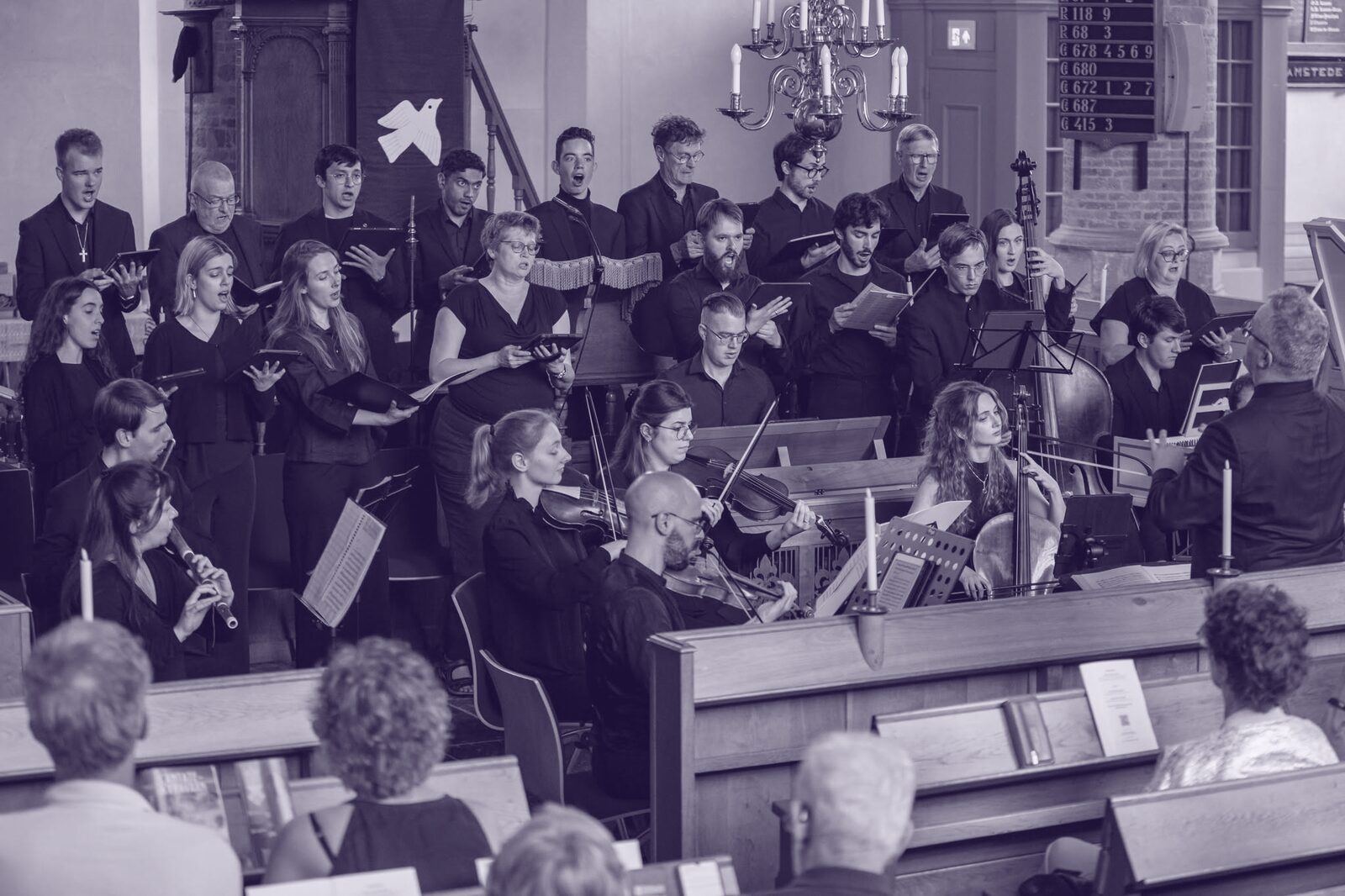De Cantatekaravaan tijdens een concert in Zeeland